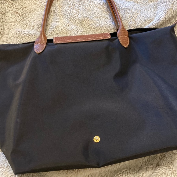 Authentic Large Longchamp Le Pliage - Picture 4 of 8